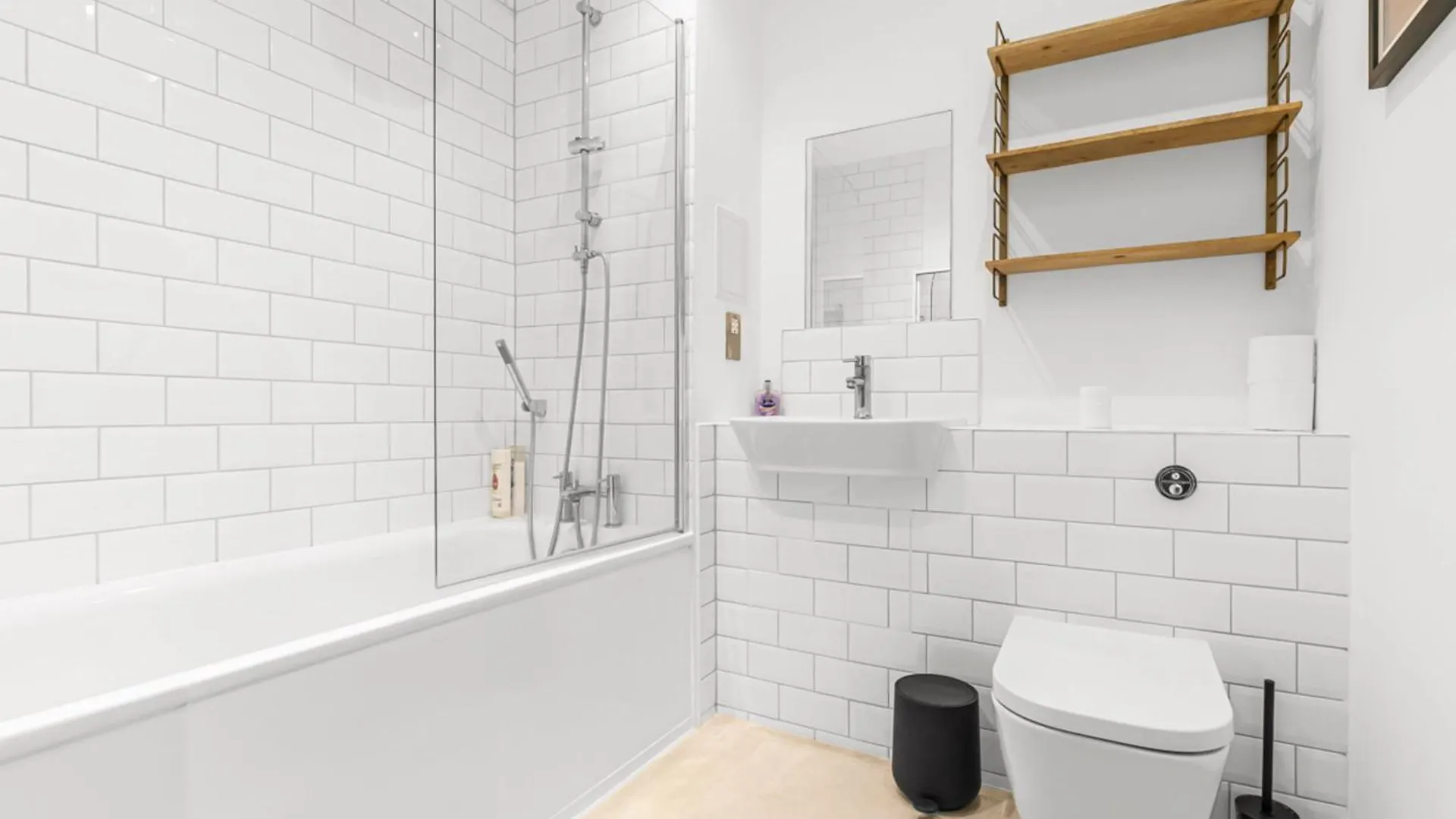 Chic Urban Apartment In Shoreditch 2 Bed 2 Bath London