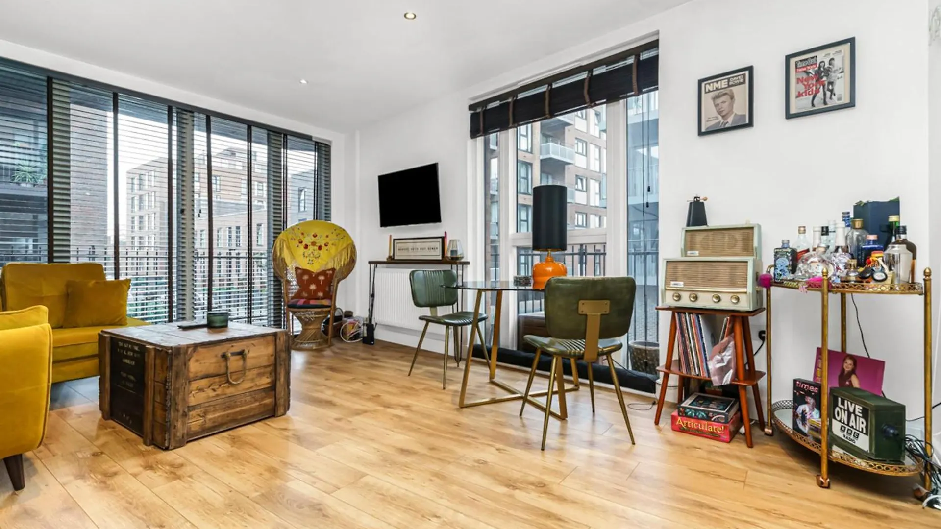 Chic Urban Apartment In Shoreditch 2 Bed 2 Bath London